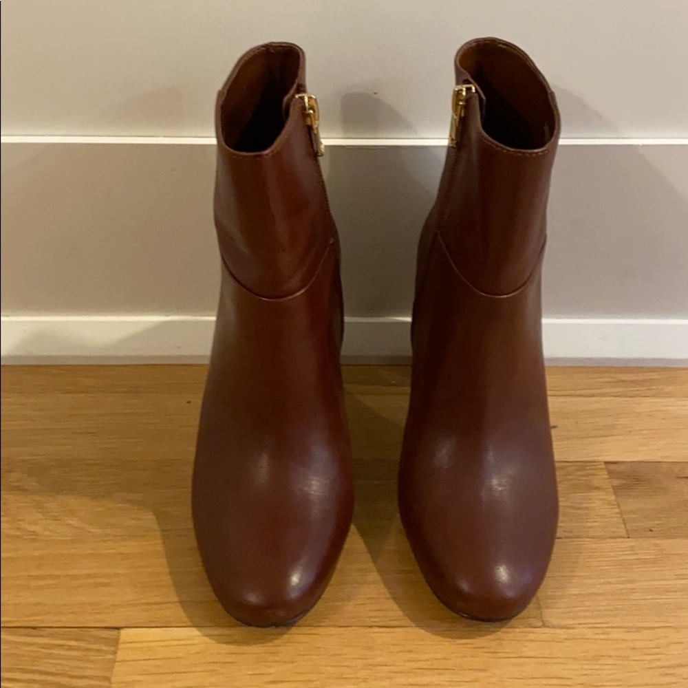 Ann Taylor Tallulah Leather Bootie